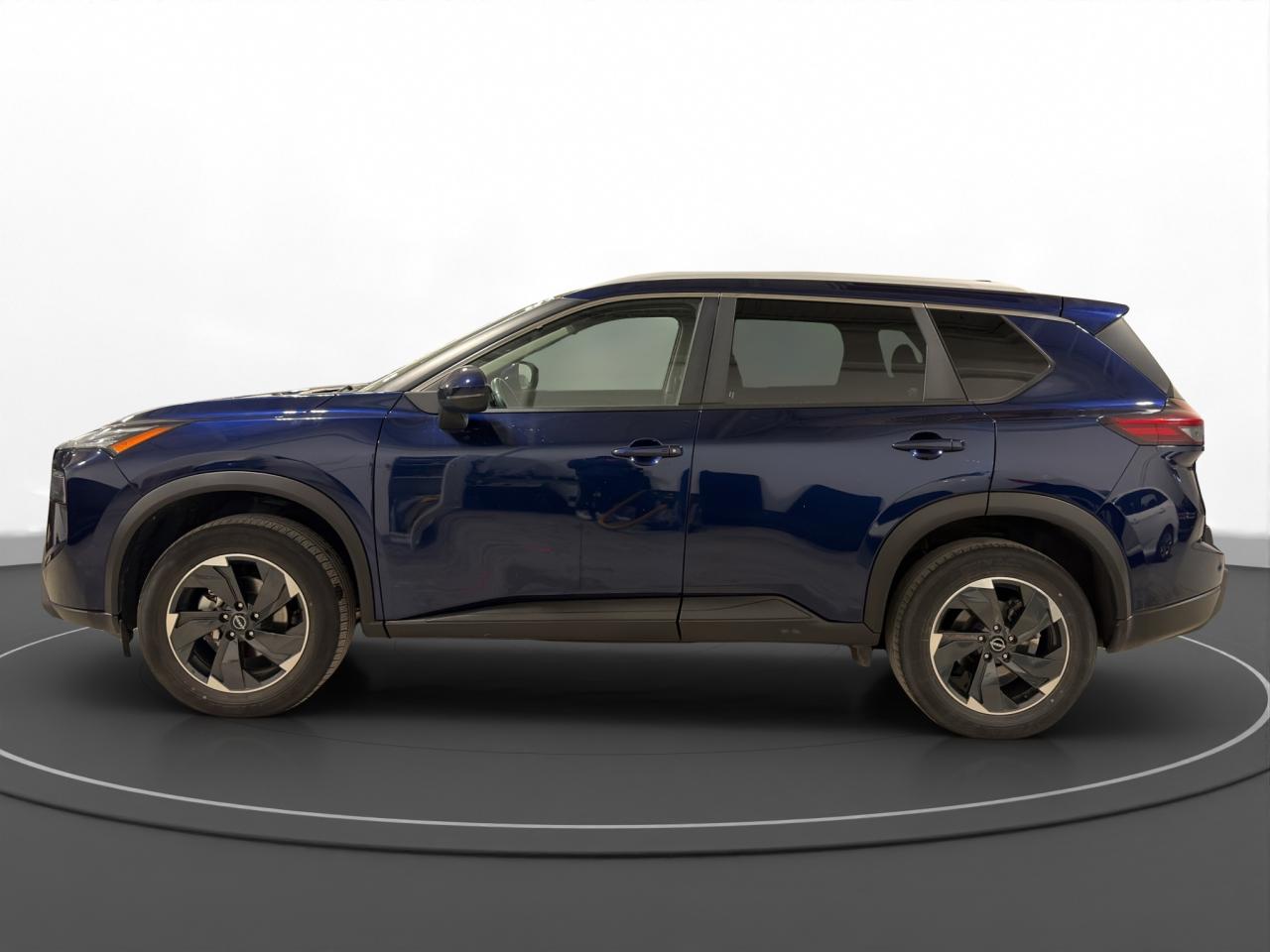 2024 Nissan Rogue SV AWD MOONROOF Photo3