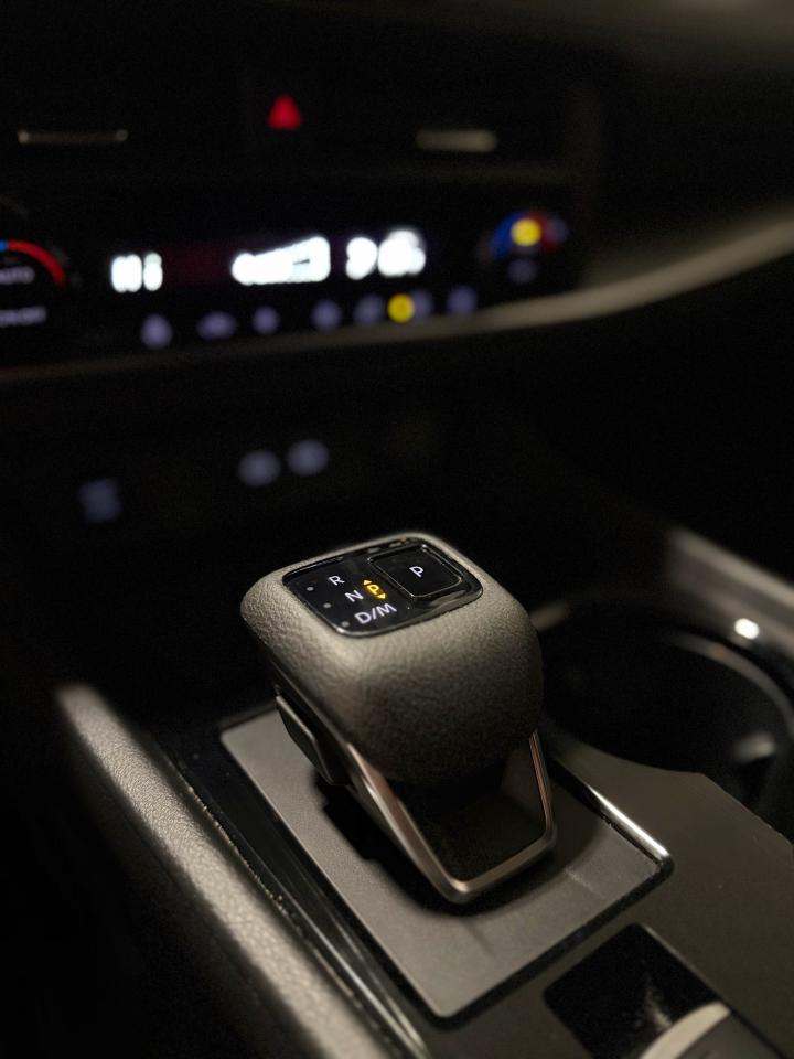 2024 Nissan Rogue SV AWD MOONROOF Photo