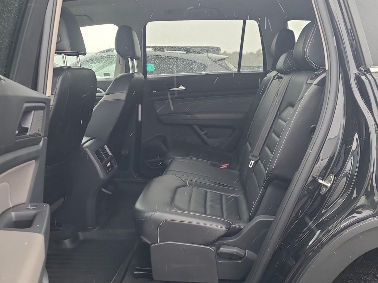 2021 Volkswagen Atlas EXECLINE Photo