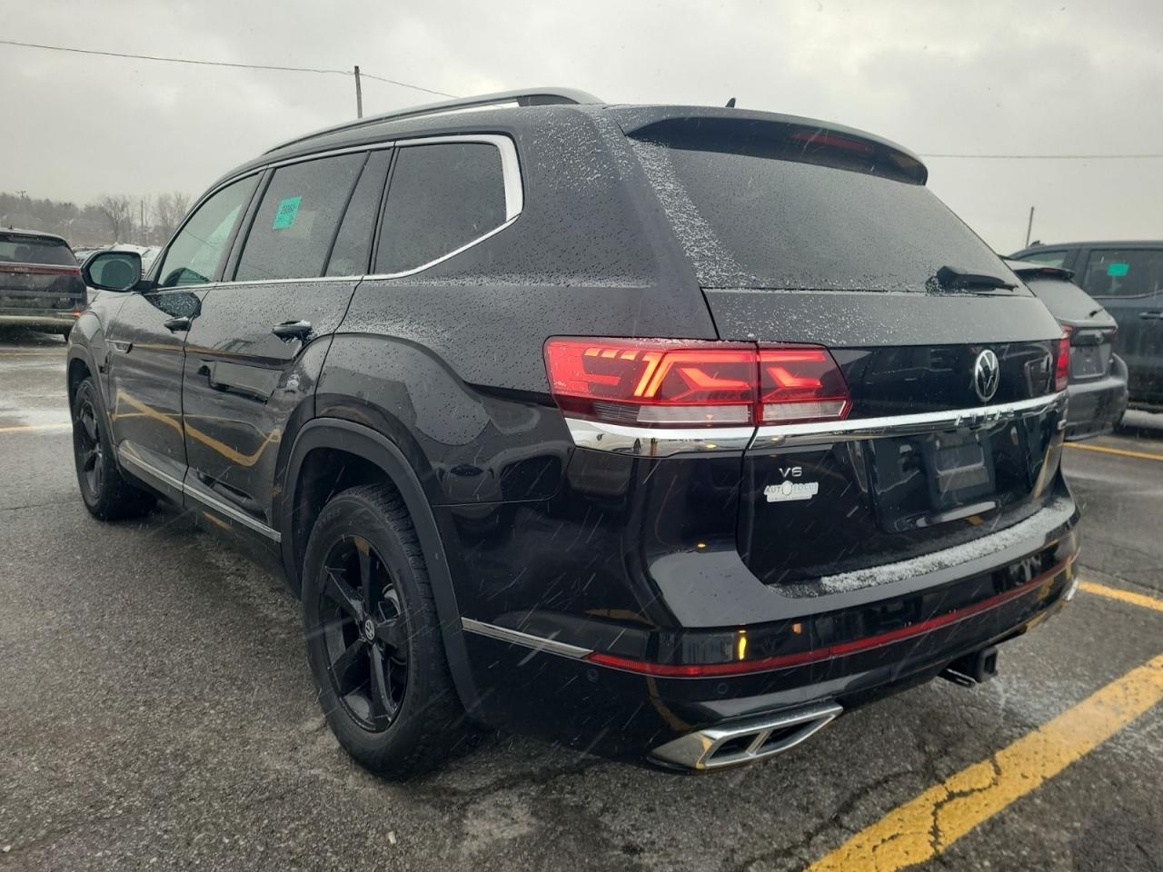 2021 Volkswagen Atlas EXECLINE Photo