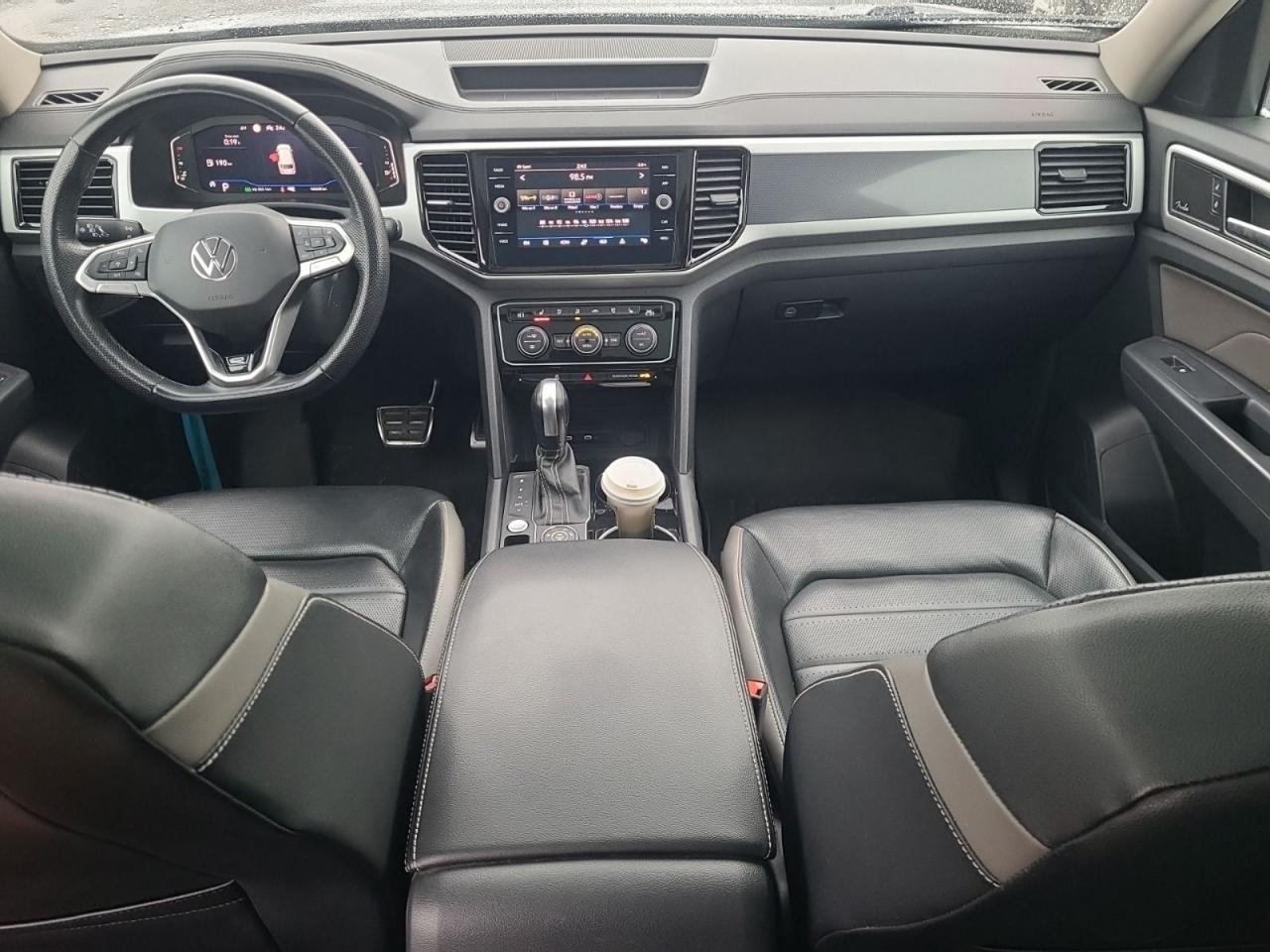 2021 Volkswagen Atlas EXECLINE Photo