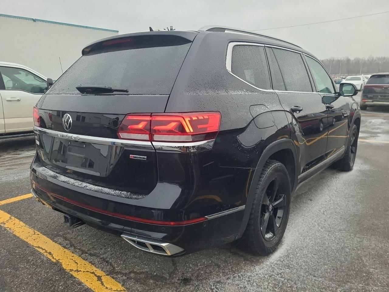 2021 Volkswagen Atlas EXECLINE Photo