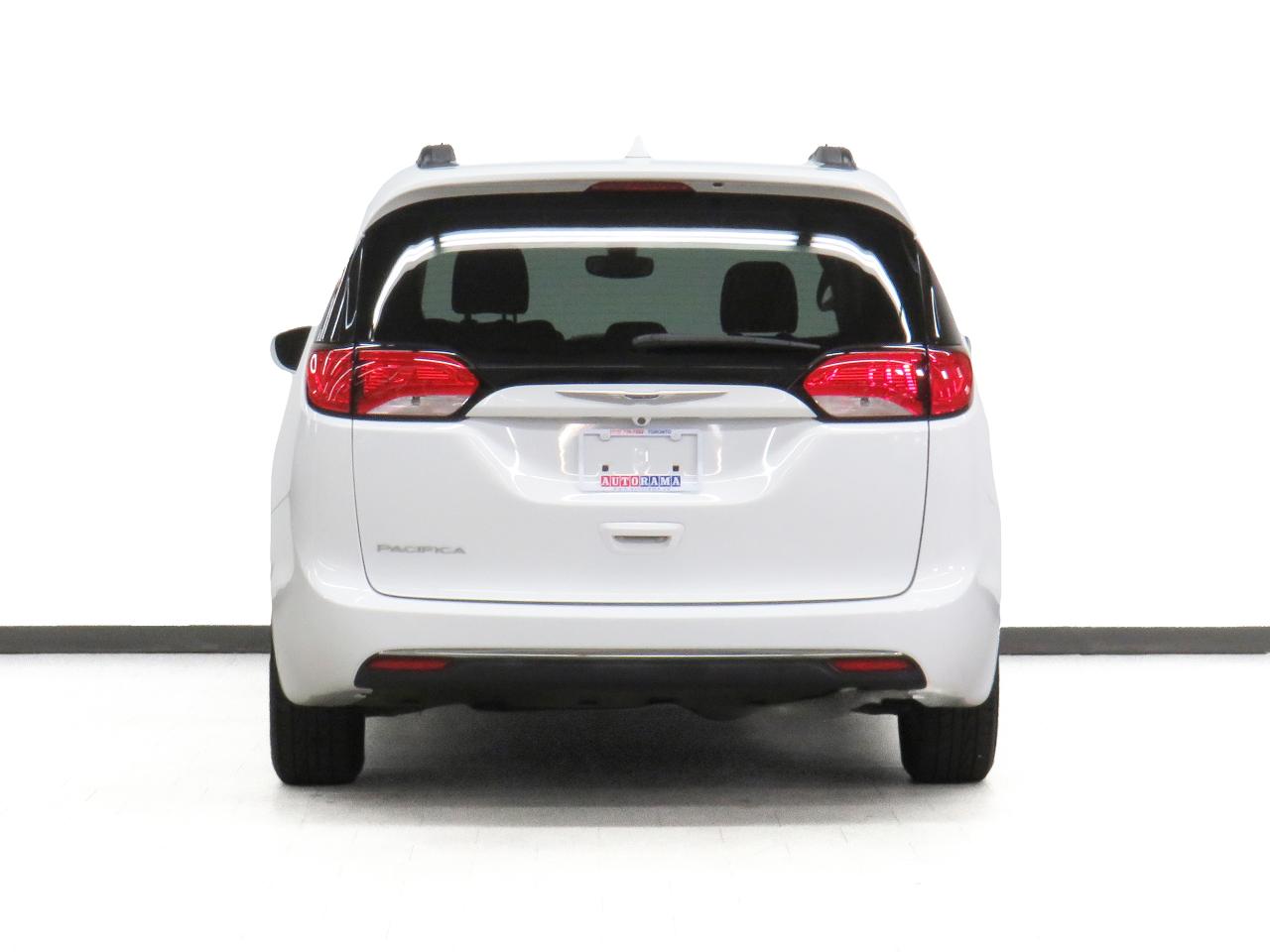 2023 Chrysler Grand Caravan SXT | StowGo | PowerDoors | Heated Seats | CarPlay Photo