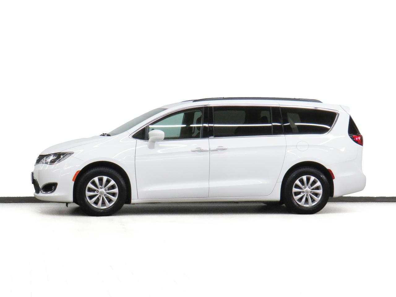 2023 Chrysler Grand Caravan SXT | StowGo | PowerDoors | Heated Seats | CarPlay Photo4