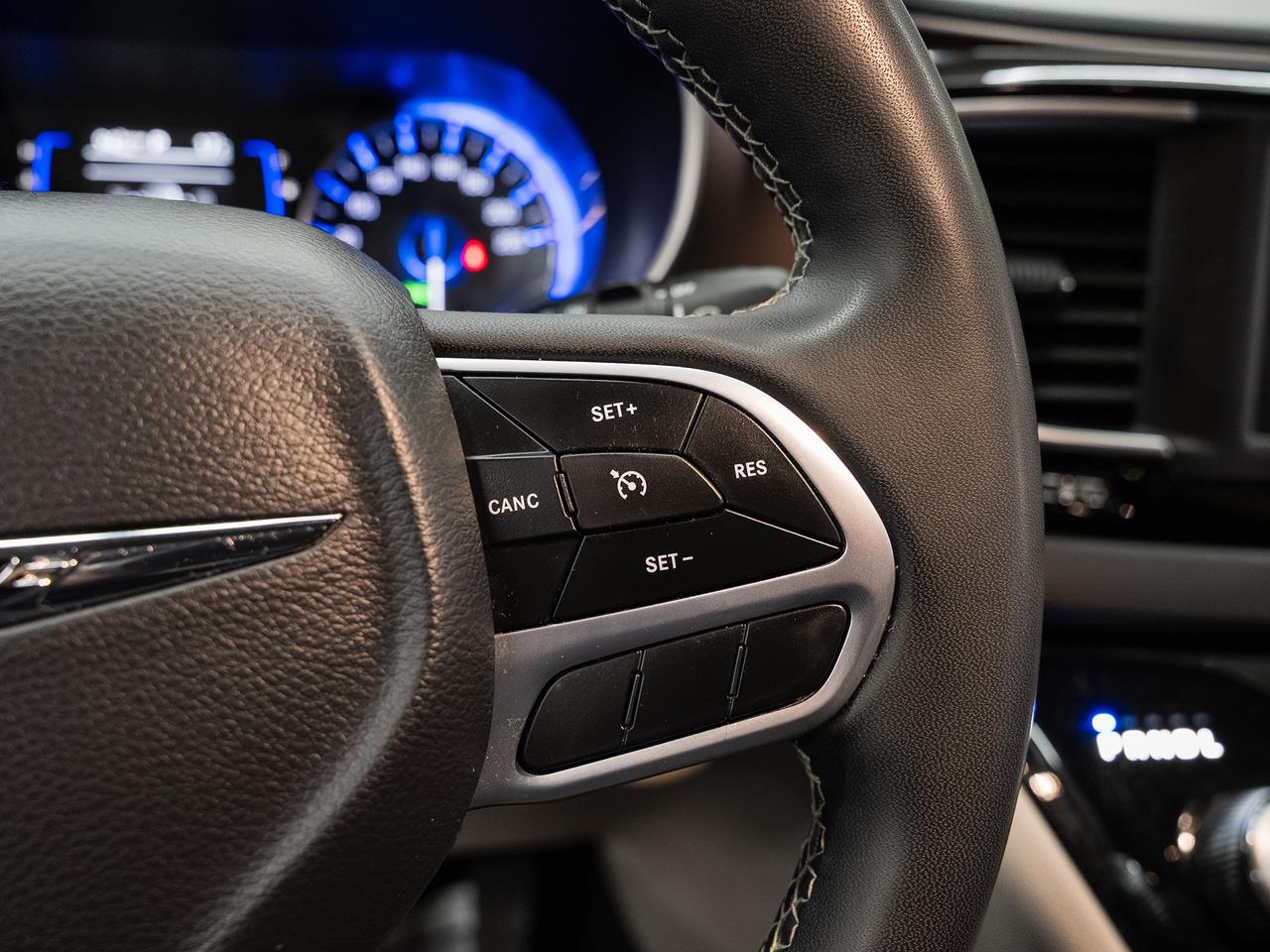 2023 Chrysler Grand Caravan SXT | StowGo | PowerDoors | Heated Seats | CarPlay