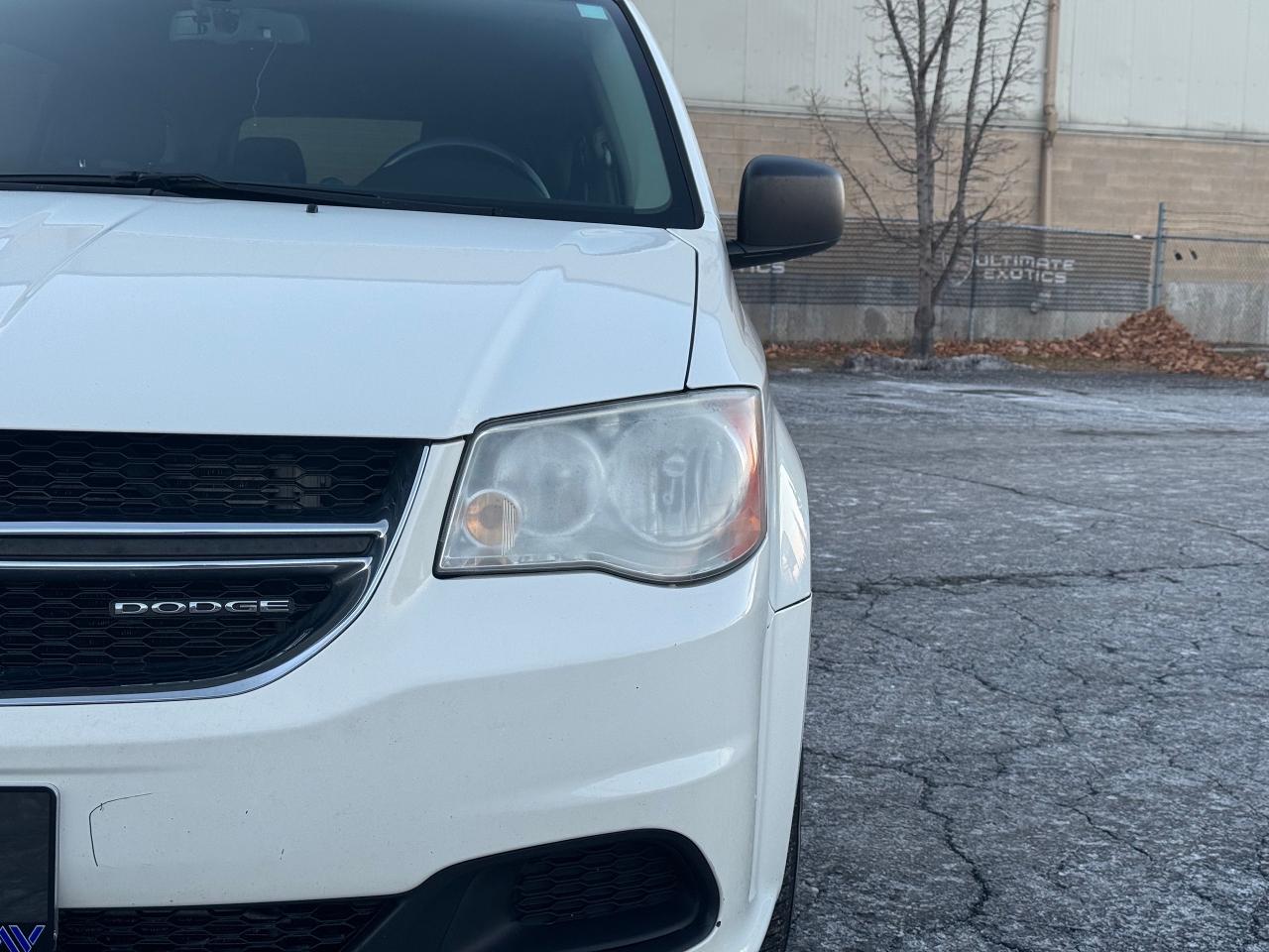 2011 Dodge Grand Caravan SXT **CERTIFIED**CLEAN CARFAX** - Photo #12