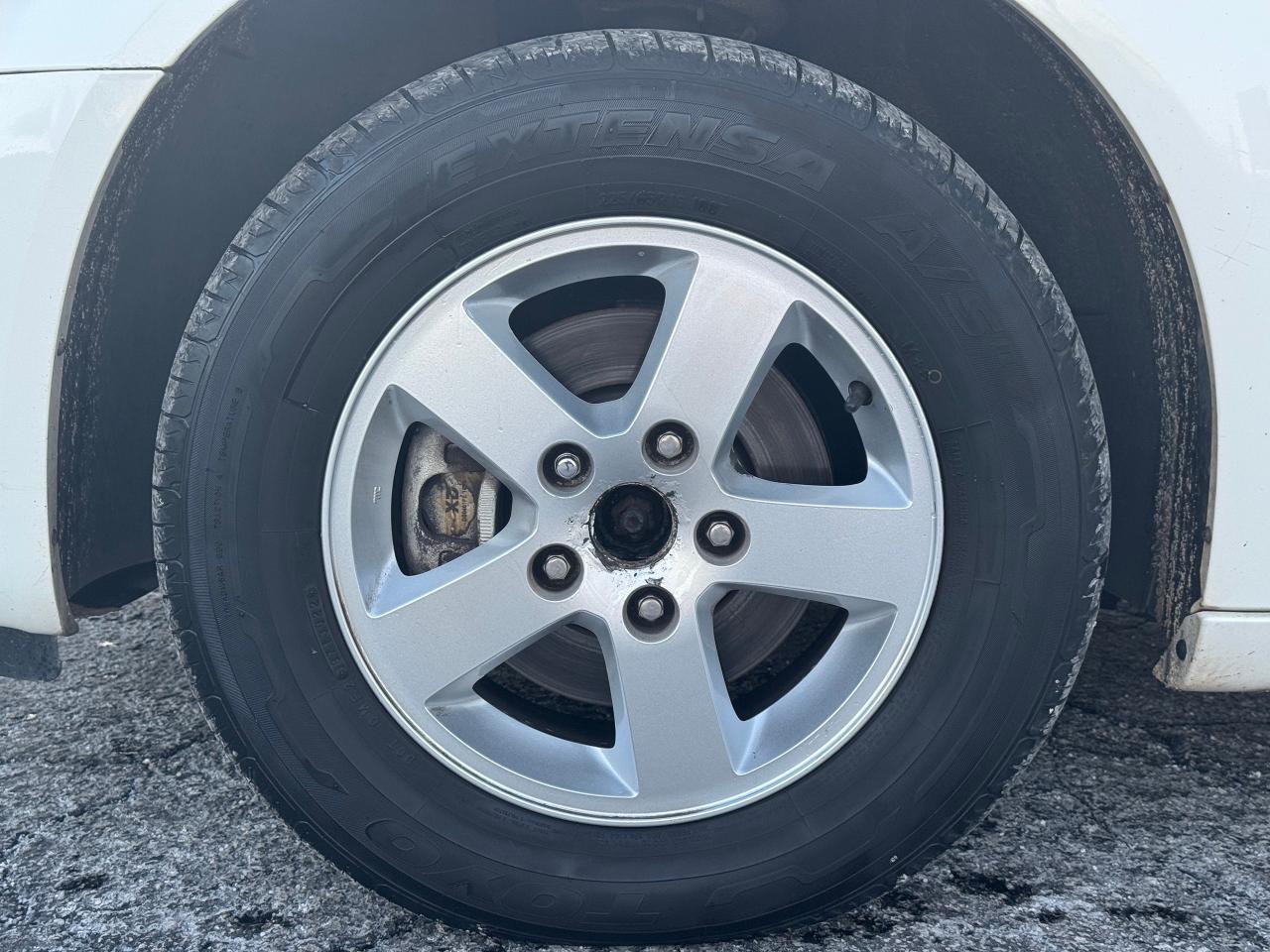 2011 Dodge Grand Caravan SXT **CERTIFIED**CLEAN CARFAX** - Photo #16