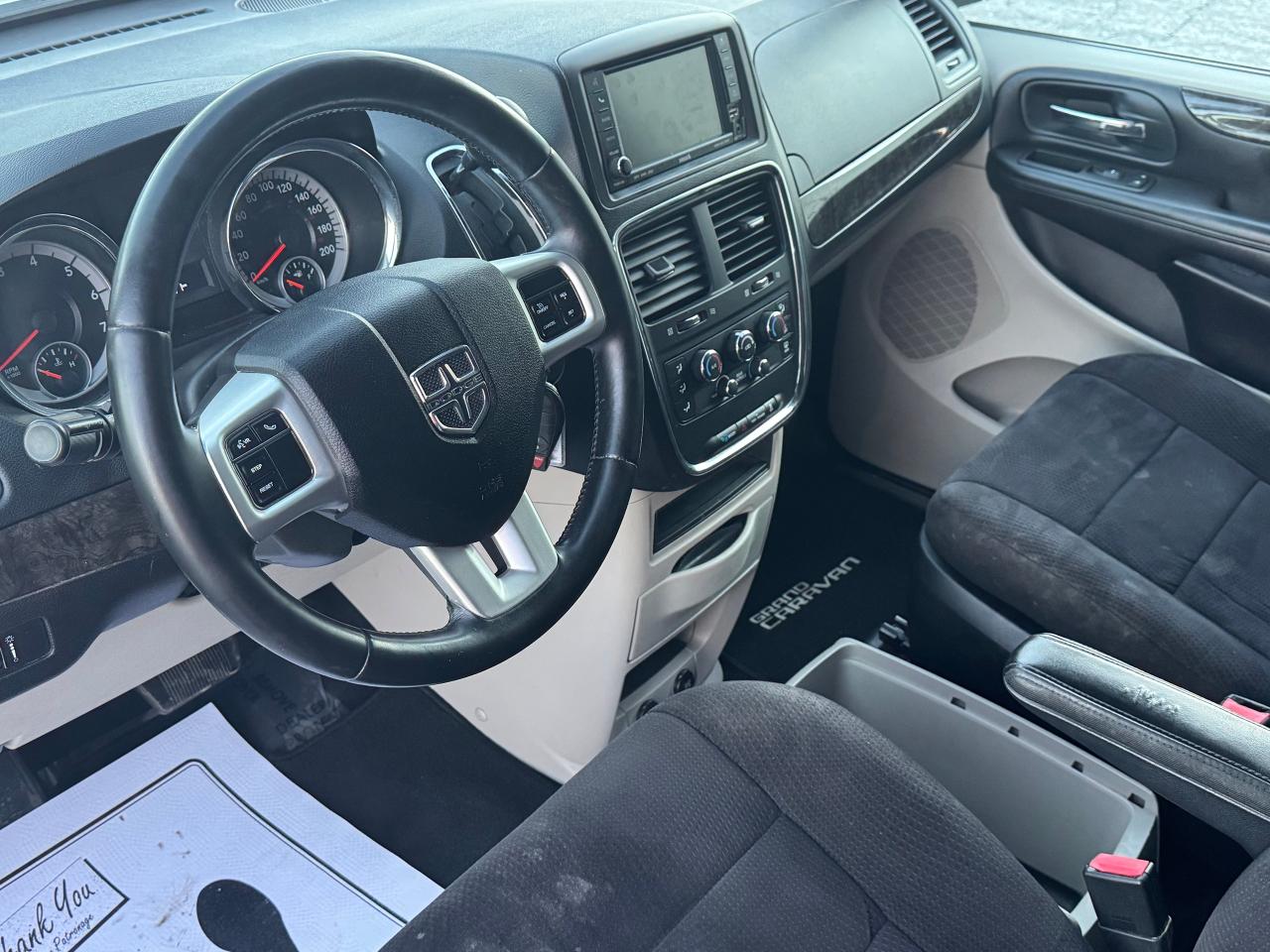 2011 Dodge Grand Caravan SXT **CERTIFIED**CLEAN CARFAX** - Photo #17