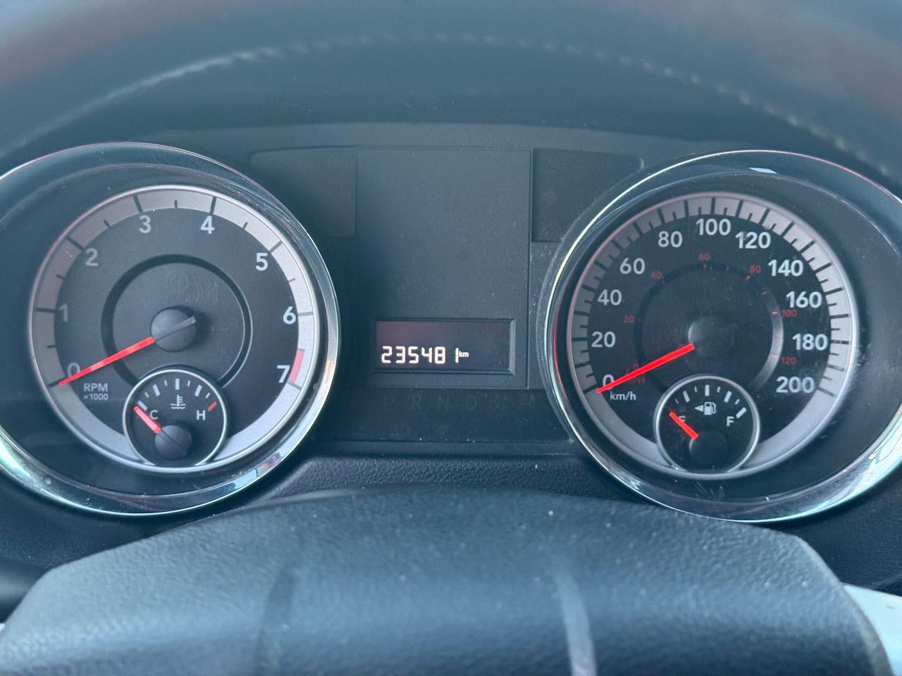 2011 Dodge Grand Caravan SXT **CERTIFIED**CLEAN CARFAX** - Photo #21