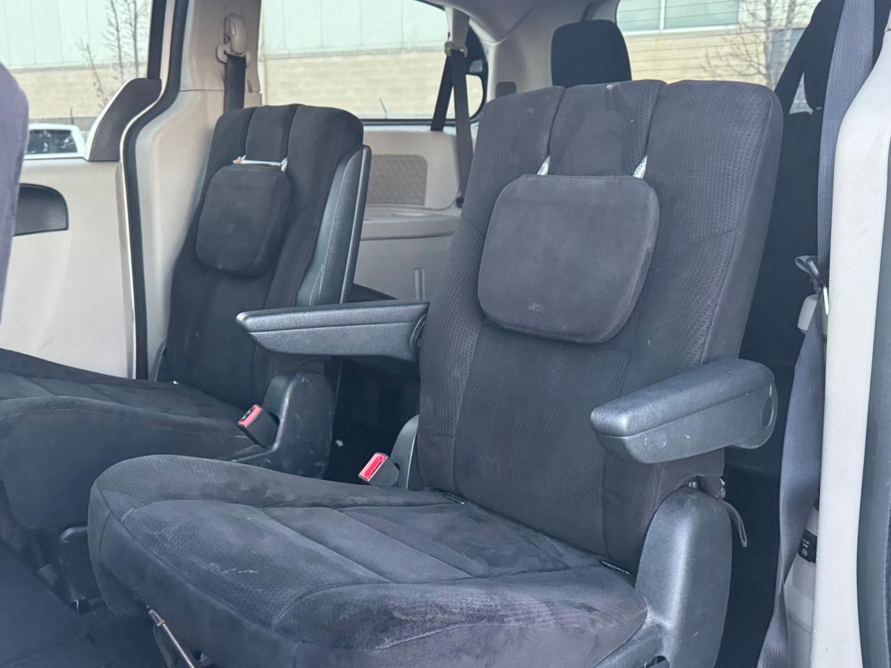 2011 Dodge Grand Caravan SXT **CERTIFIED**CLEAN CARFAX** - Photo #29