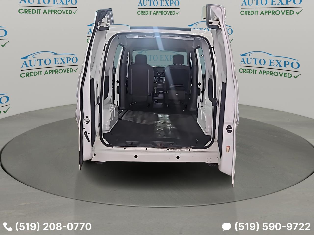 2015 Nissan NV200 SV,Auto,A/C,GPS,Clean Carfax,Certified,Bluetooth Photo