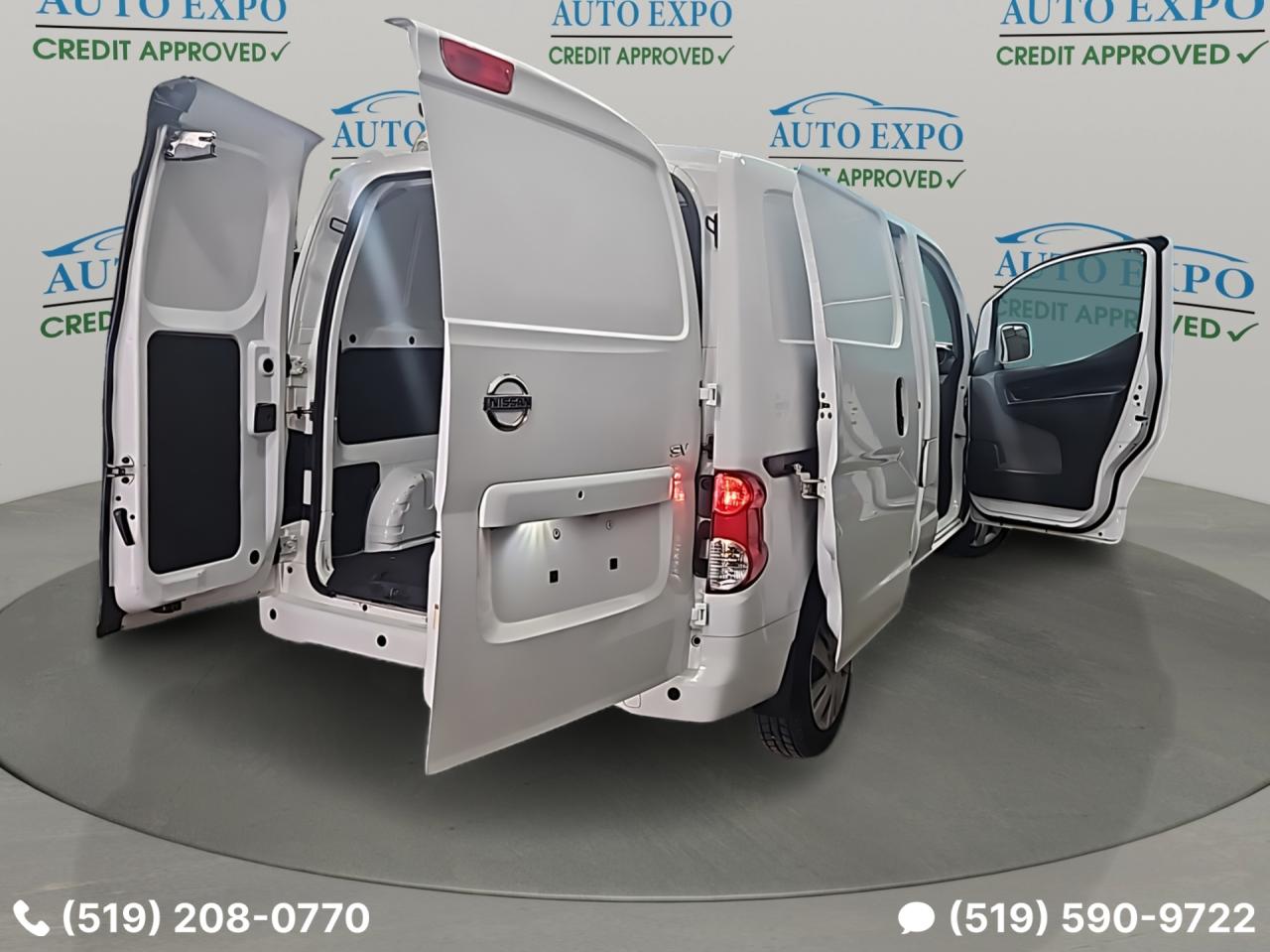 2015 Nissan NV200 SV,Auto,A/C,GPS,Clean Carfax,Certified,Bluetooth Photo