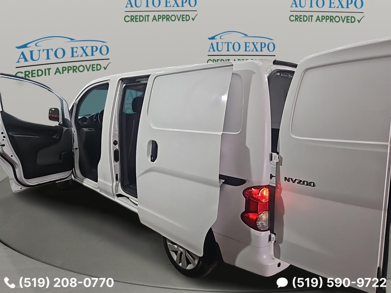 2015 Nissan NV200 SV,Auto,A/C,GPS,Clean Carfax,Certified,Bluetooth Photo