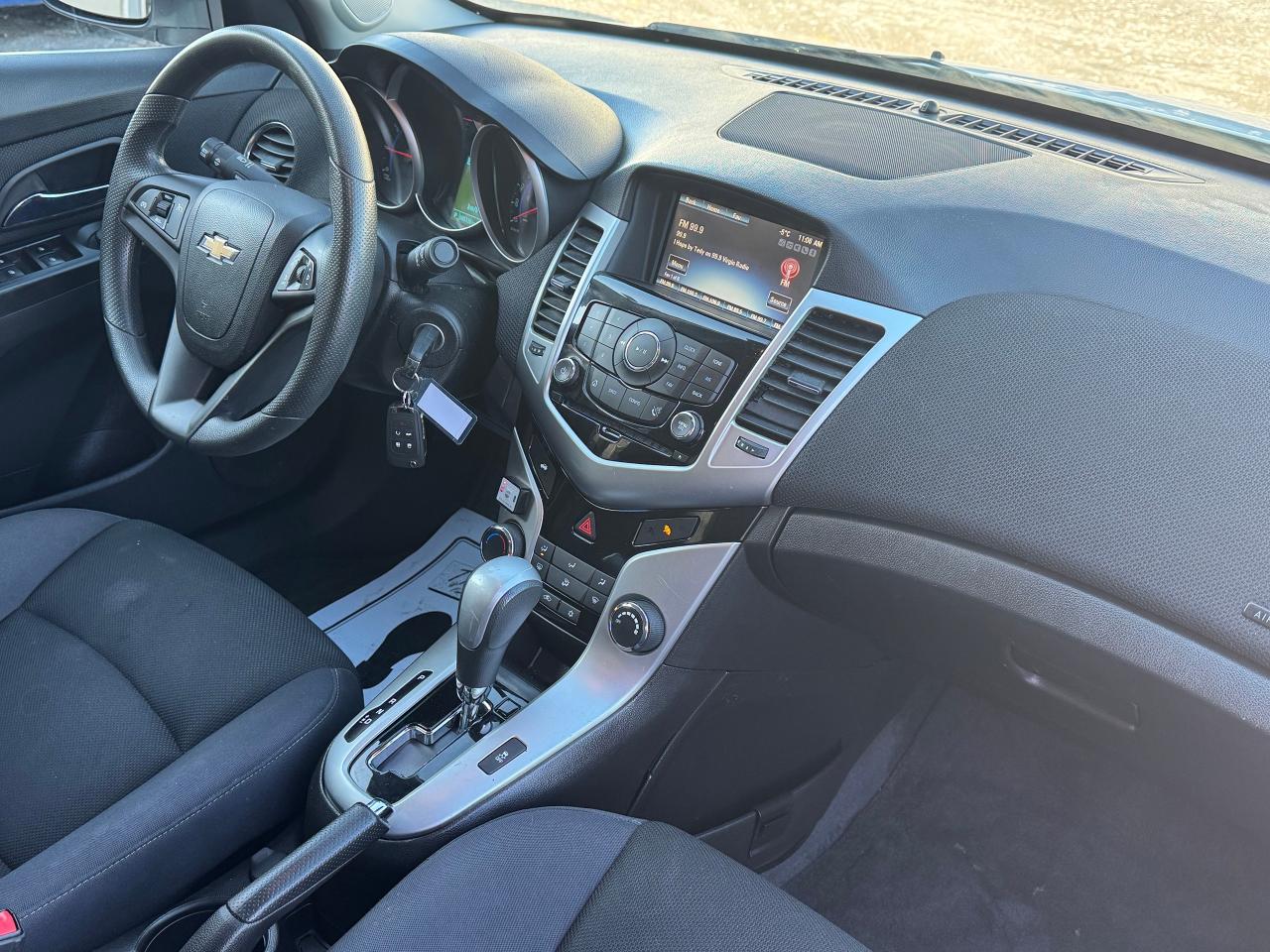 2016 Chevrolet Cruze LT **CERTIFIED**CLEAN CARFAX** Photo