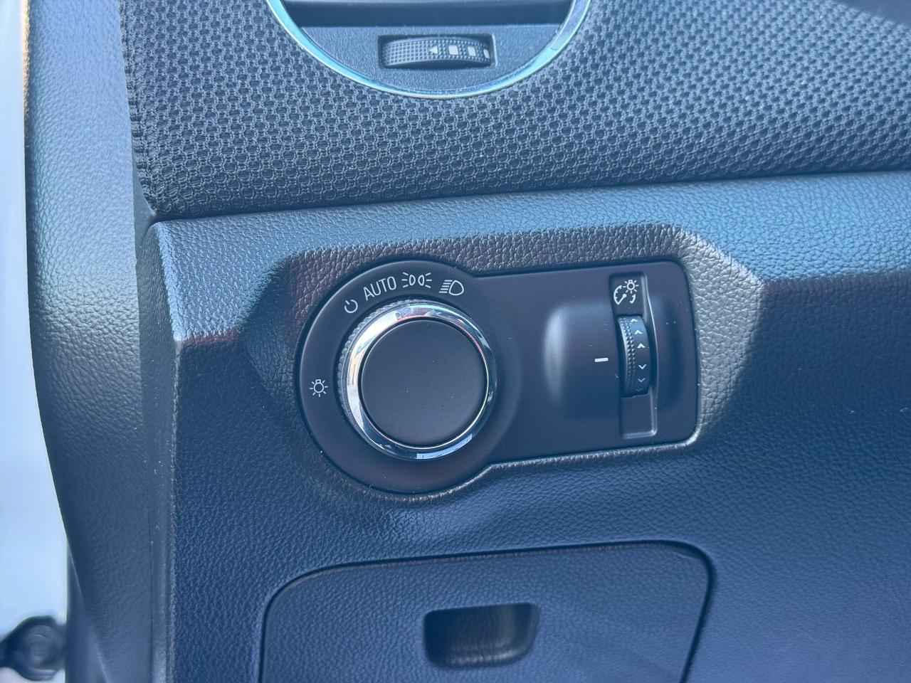 2016 Chevrolet Cruze LT **CERTIFIED**CLEAN CARFAX** - Photo #26