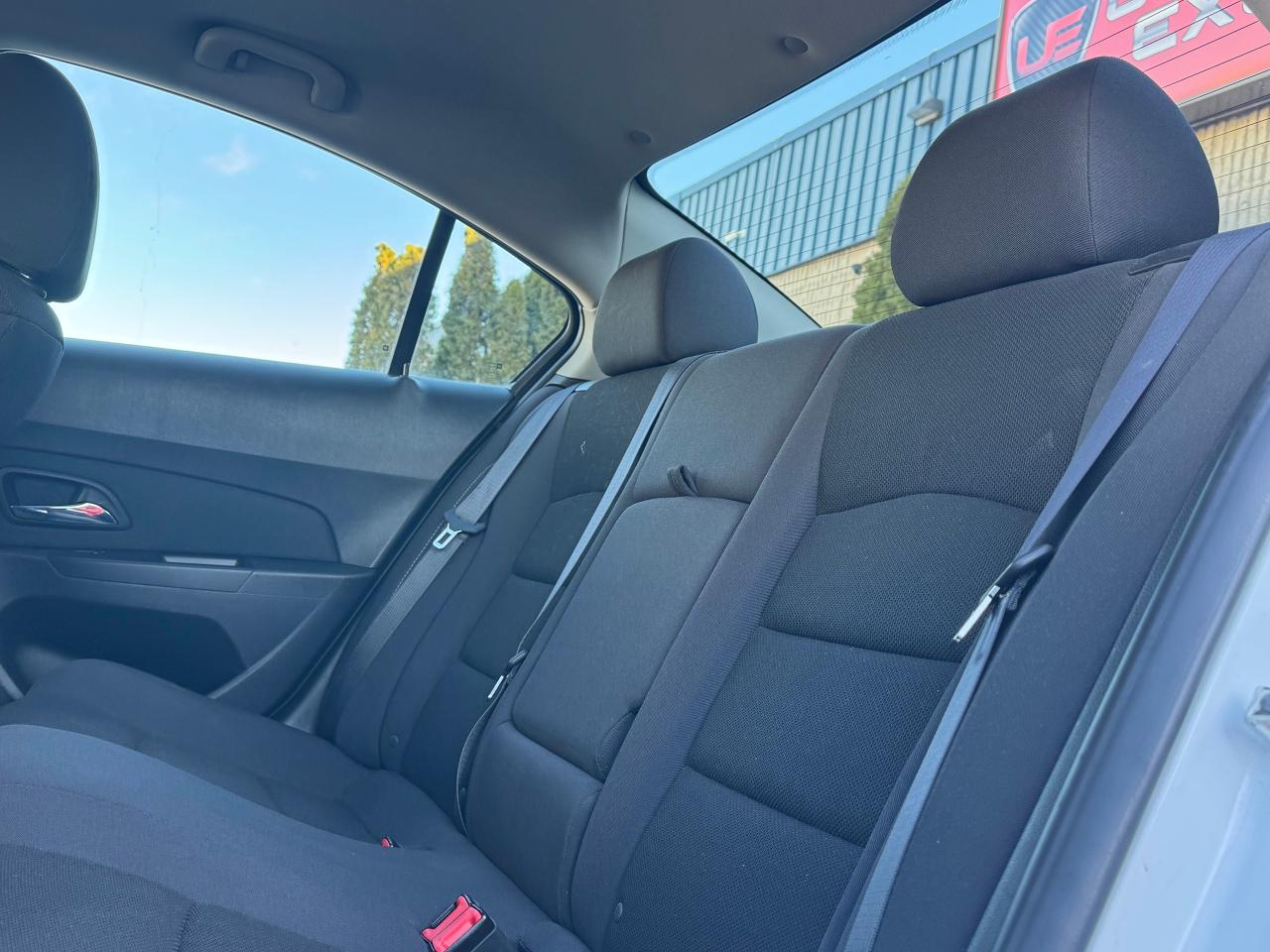 2016 Chevrolet Cruze LT **CERTIFIED**CLEAN CARFAX** - Photo #31