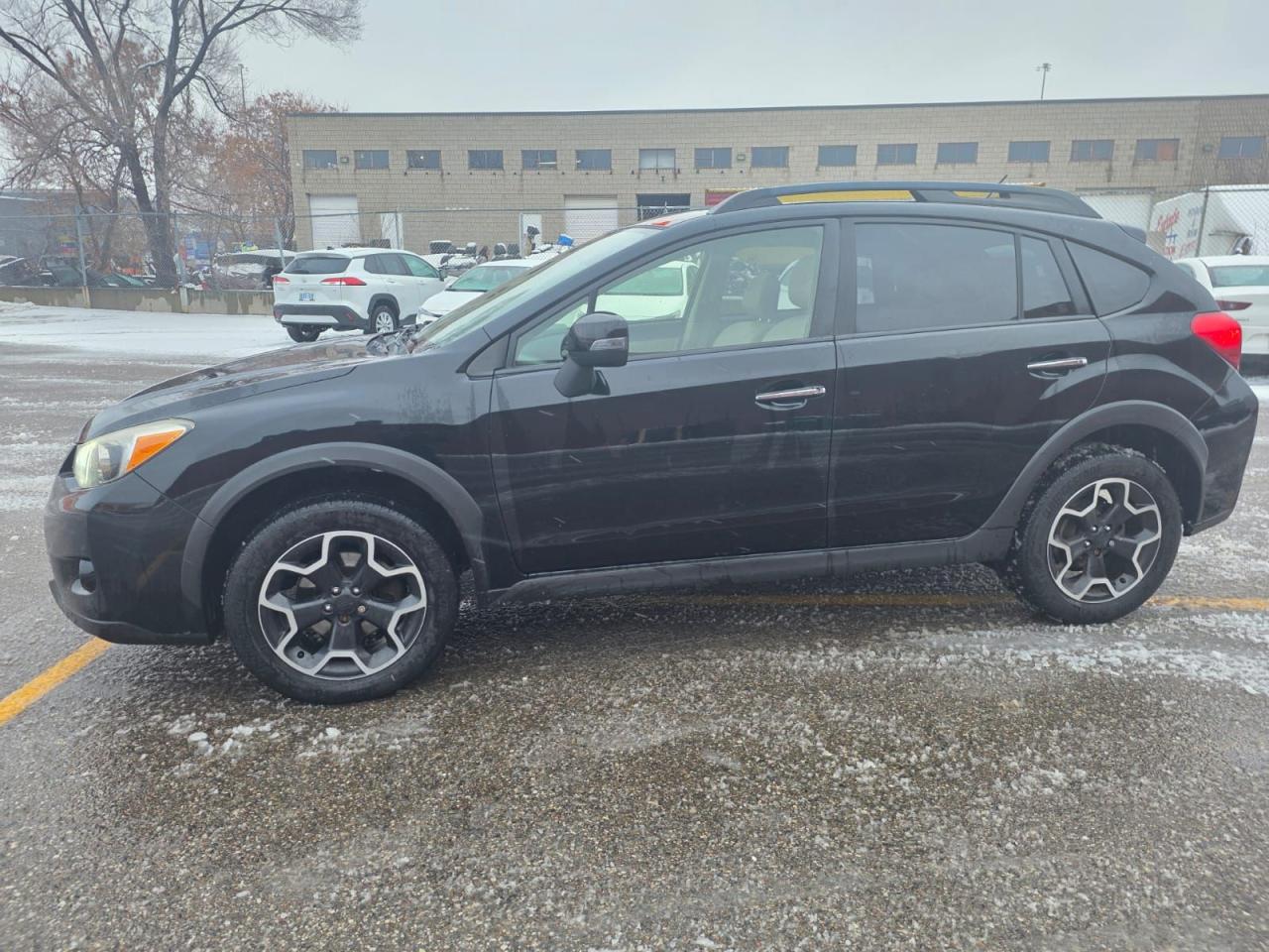 2014 Subaru XV Crosstrek Limited Photo2