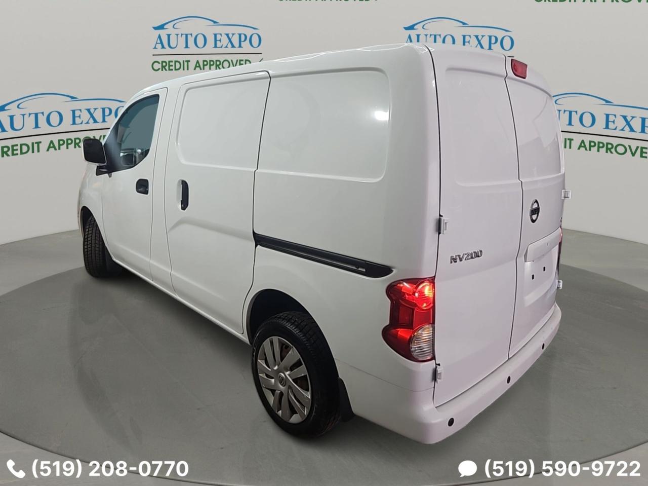 2015 Nissan NV200 SV,Auto,A/C,GPS,Clean Carfax,Certified,Bluetooth