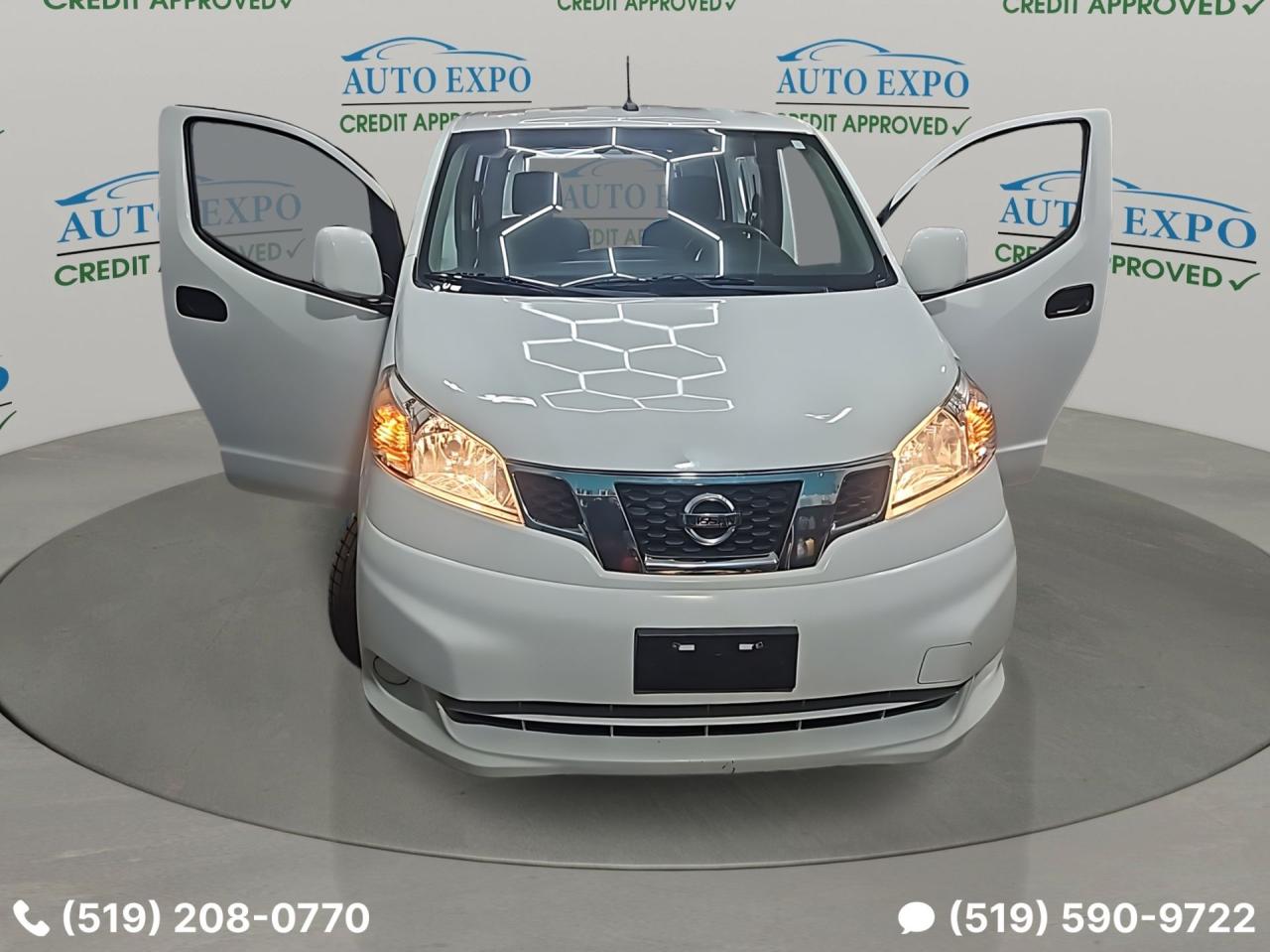 2015 Nissan NV200 SV,Auto,A/C,GPS,Clean Carfax,Certified,Bluetooth