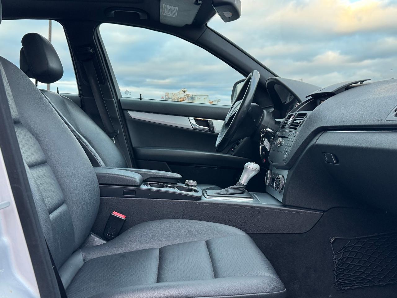 2008 Mercedes-Benz C-Class C300 **CERTIFIED**WELL SERVICED** - Photo #31