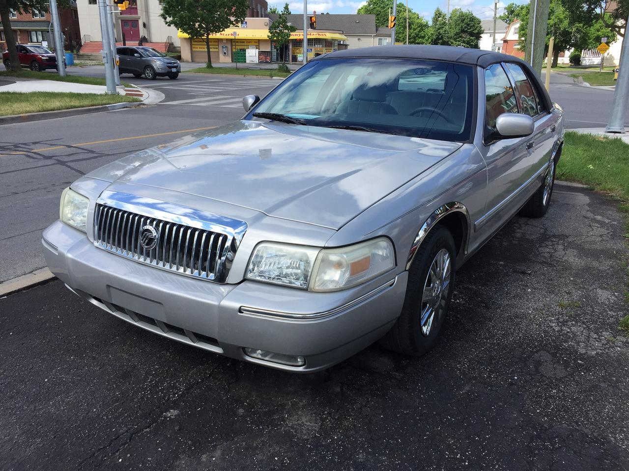 2008 Mercury Grand Marquis Premium Florida Quality Special Edition - Photo #1