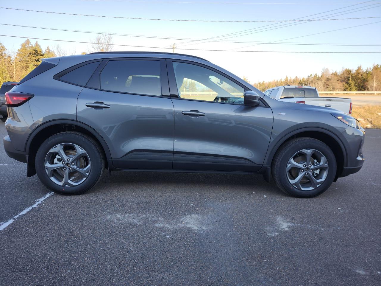 2026 Ford Escape ST-Line Select AWD Photo3