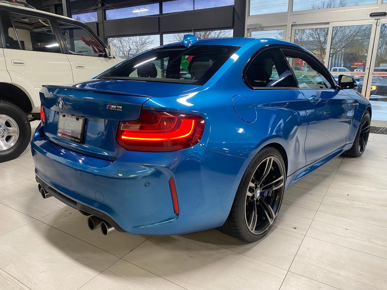 2017 BMW M2  Photo4