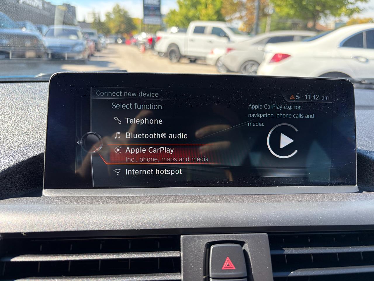 2017 BMW M2 06CP (Smartphone Integration) Photo