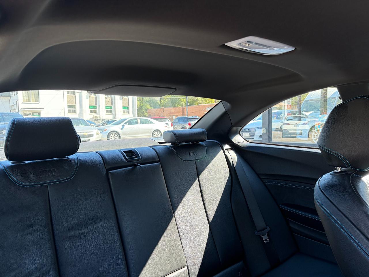 2017 BMW M2 06CP (Smartphone Integration) Photo