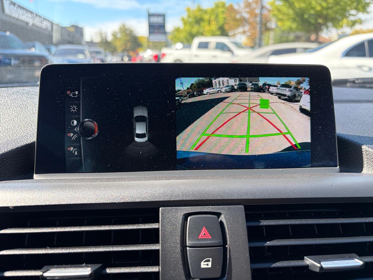 2017 BMW M2 06CP (Smartphone Integration) Photo