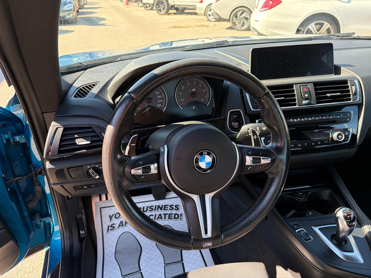 2017 BMW M2 06CP (Smartphone Integration) Photo