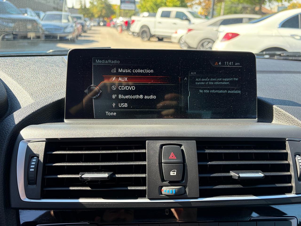 2017 BMW M2 06CP (Smartphone Integration) Photo