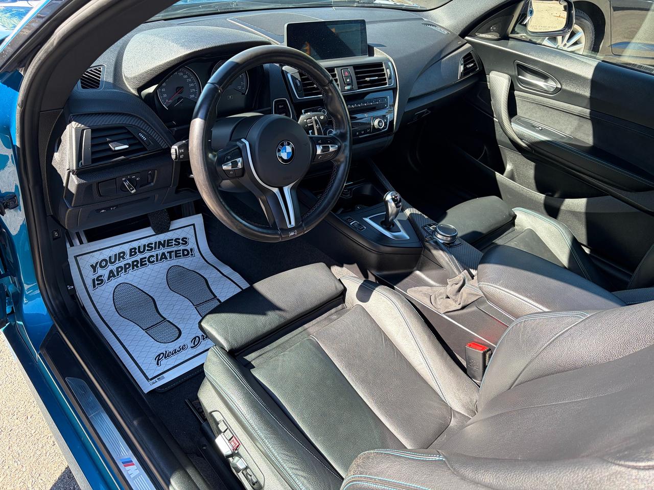 2017 BMW M2 06CP (Smartphone Integration) Photo