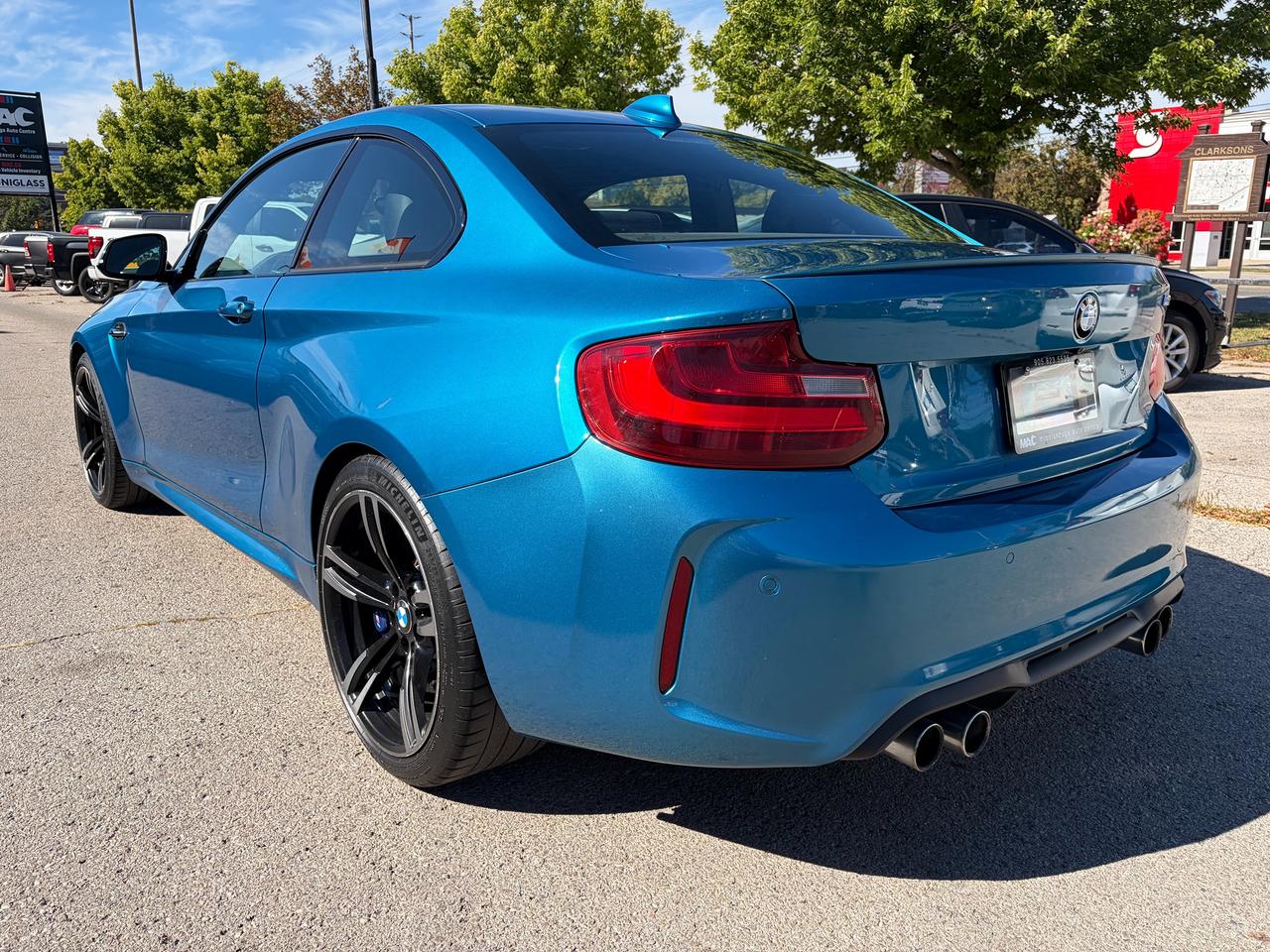 2017 BMW M2 06CP (Smartphone Integration) Photo