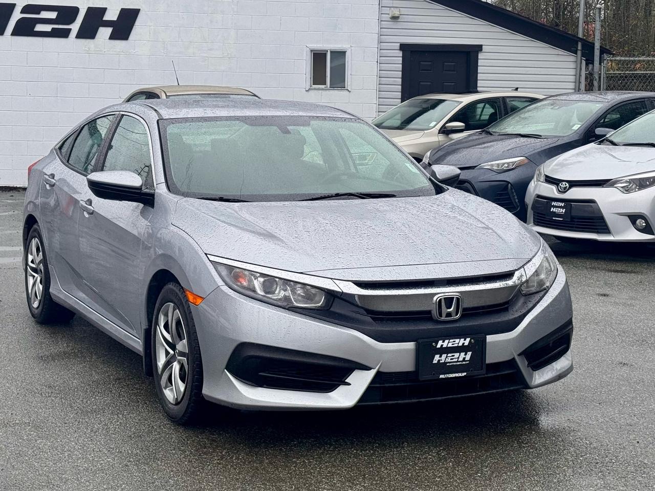 2017 Honda Civic FINANCING AVAILABLE Photo3