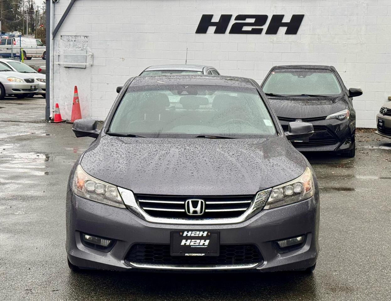 2014 Honda Accord FINANCING AVAILABLE Photo2