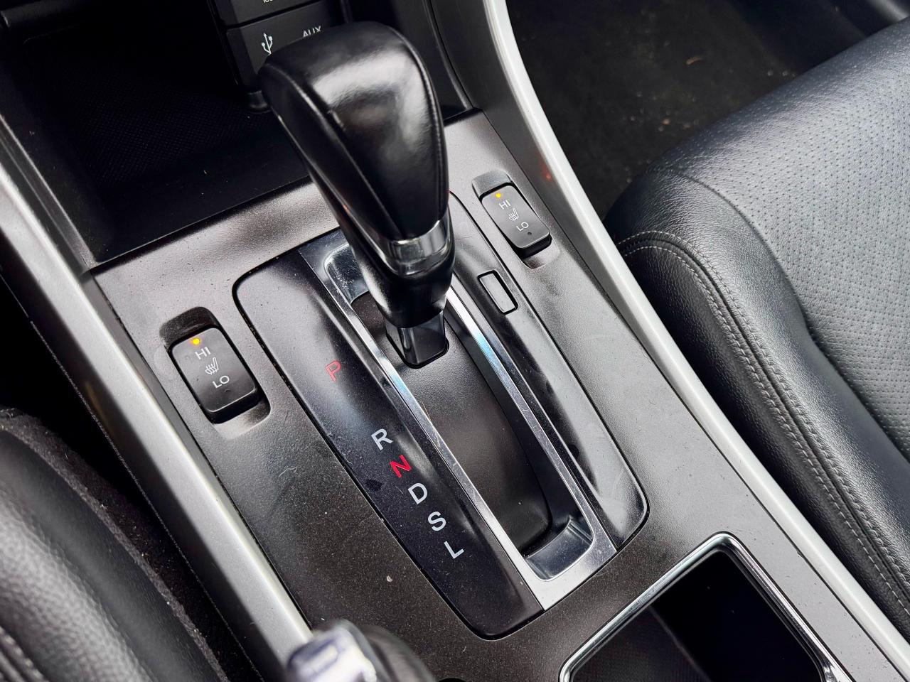 2014 Honda Accord FINANCING AVAILABLE Photo12