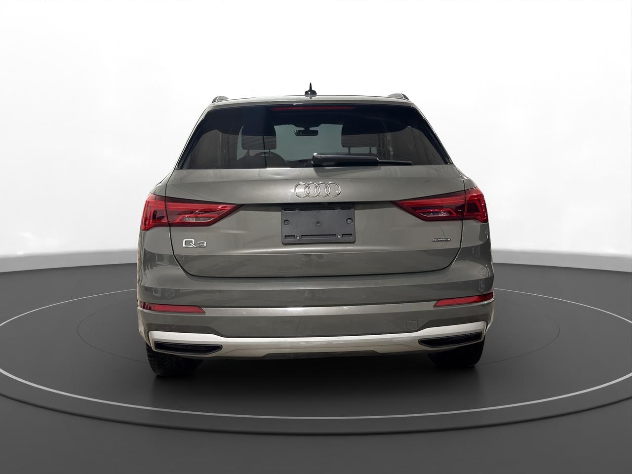 2021 Audi Q3 Komfort 45 TFSI quattro Photo