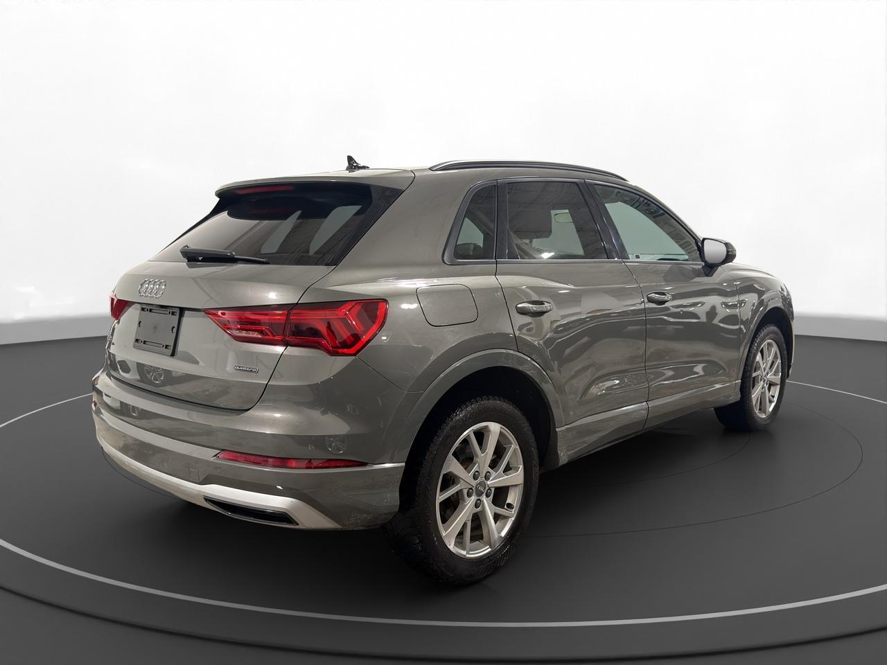 2021 Audi Q3 Komfort 45 TFSI quattro Photo