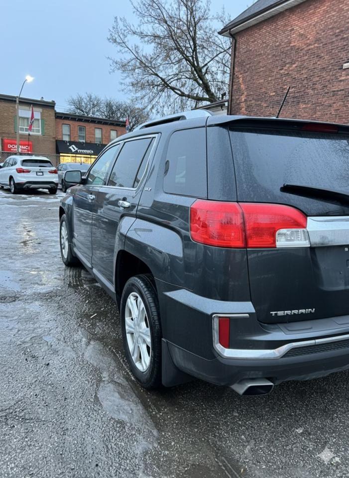 2017 GMC Terrain SLT - Photo #4