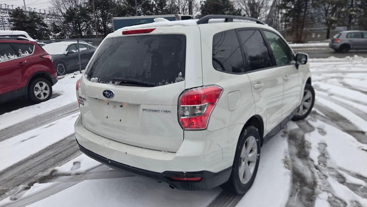 2016 Subaru Forester i Convenience - Photo #3