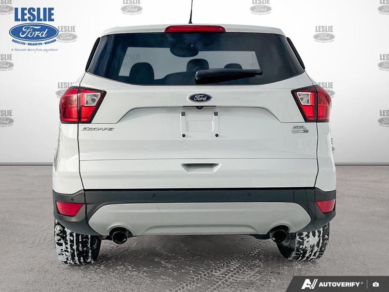 2019 Ford Escape SEL 4WD Photo4