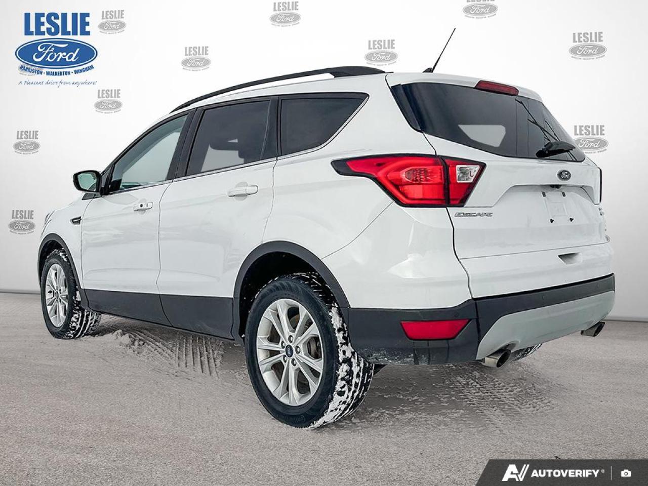 2019 Ford Escape SEL 4WD Photo3