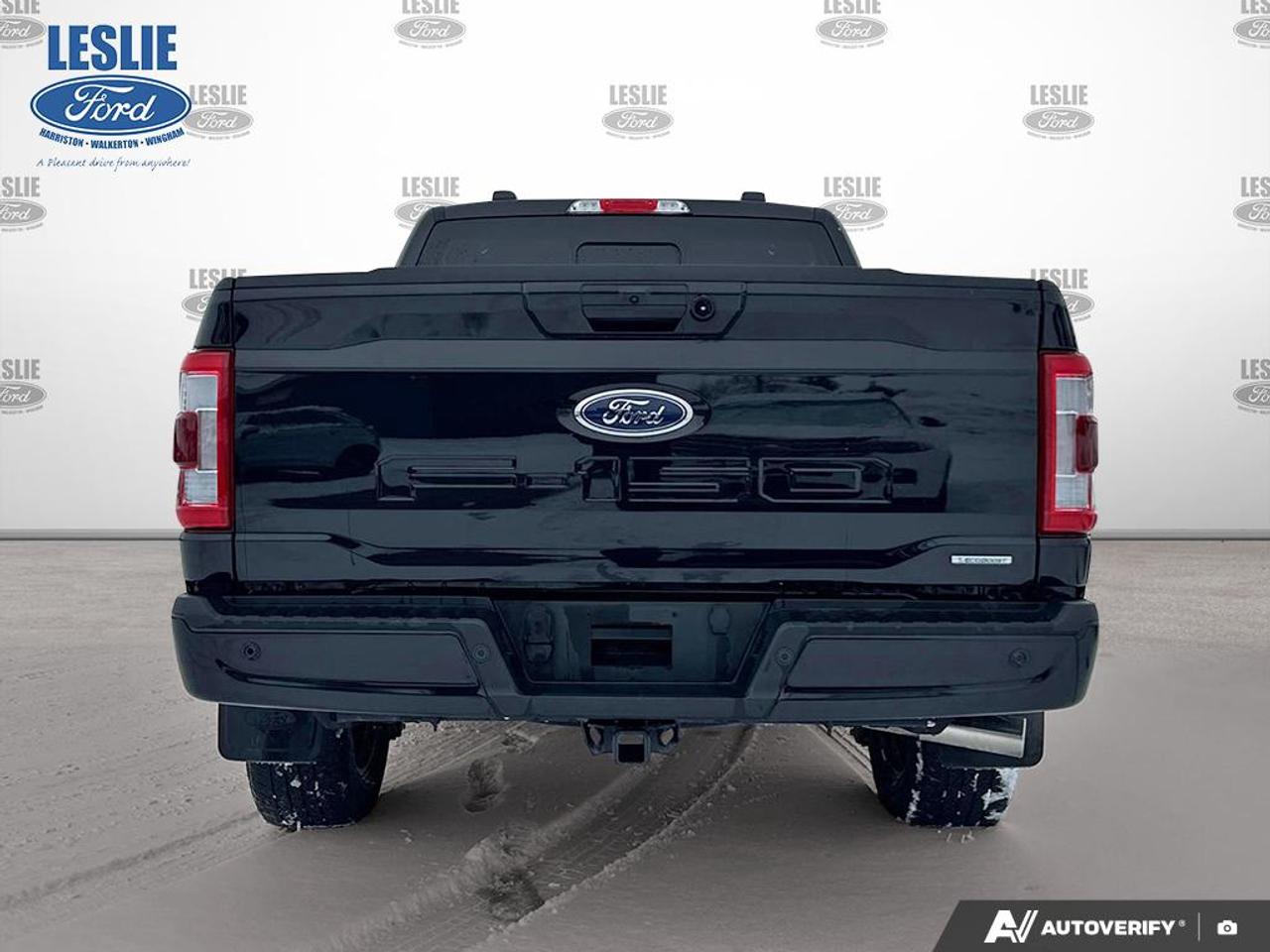 2022 Ford F-150 Lariat 4WD SuperCrew 5.5' Box Photo4