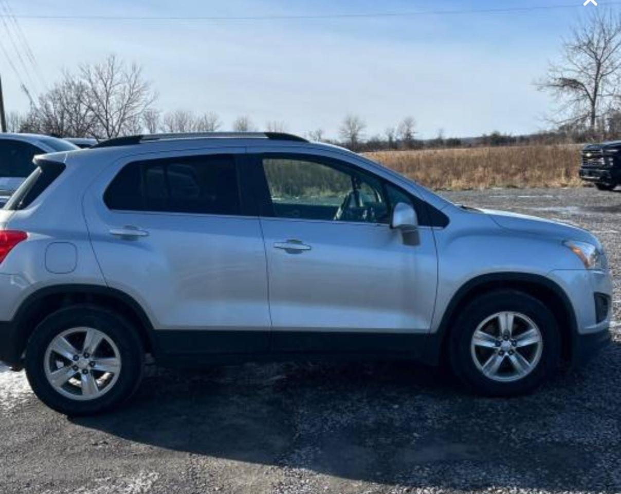 2016 Chevrolet Trax LT $7800 with Safety Photo3
