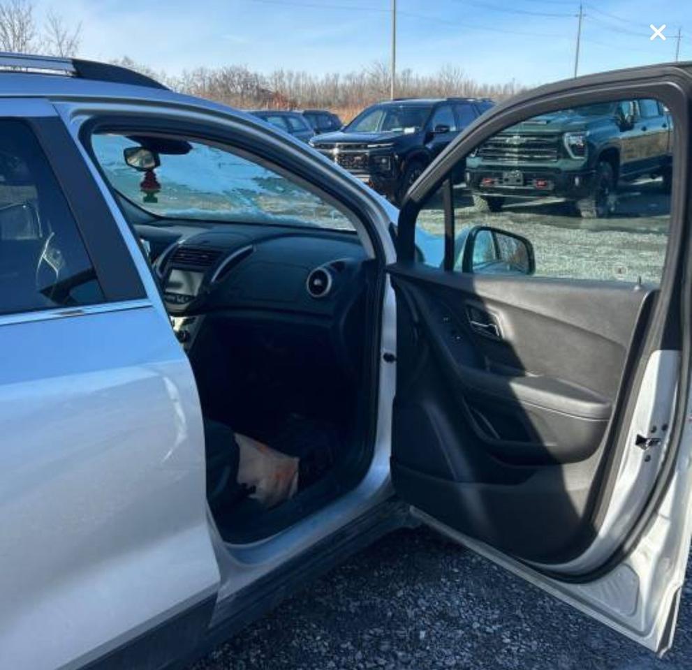 2016 Chevrolet Trax LT $7800 with Safety Photo