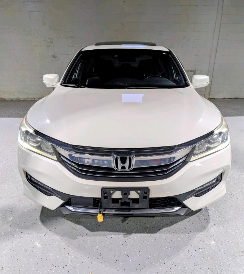 2016 Honda Accord 4dr I4 CVT Sport w/Honda Sensing Photo2