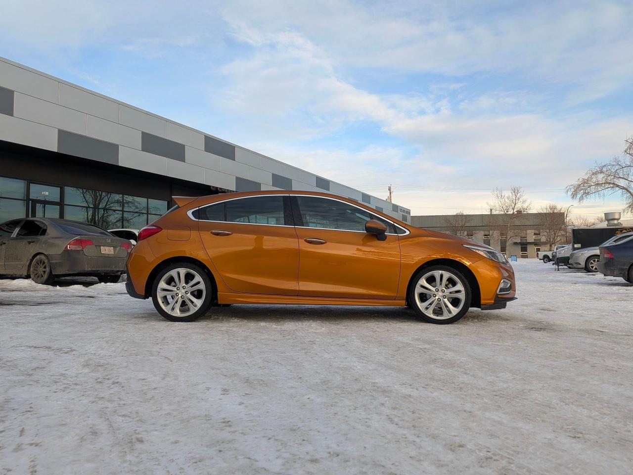 2017 Chevrolet Cruze Premier - Photo #6
