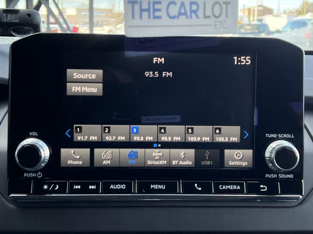 2024 Mitsubishi Outlander 4X4, 7 PASSENGER, MOONROOF, HEATED STEERING WHEEL, HEATED SEATS, BACK UP CAM!! Photo