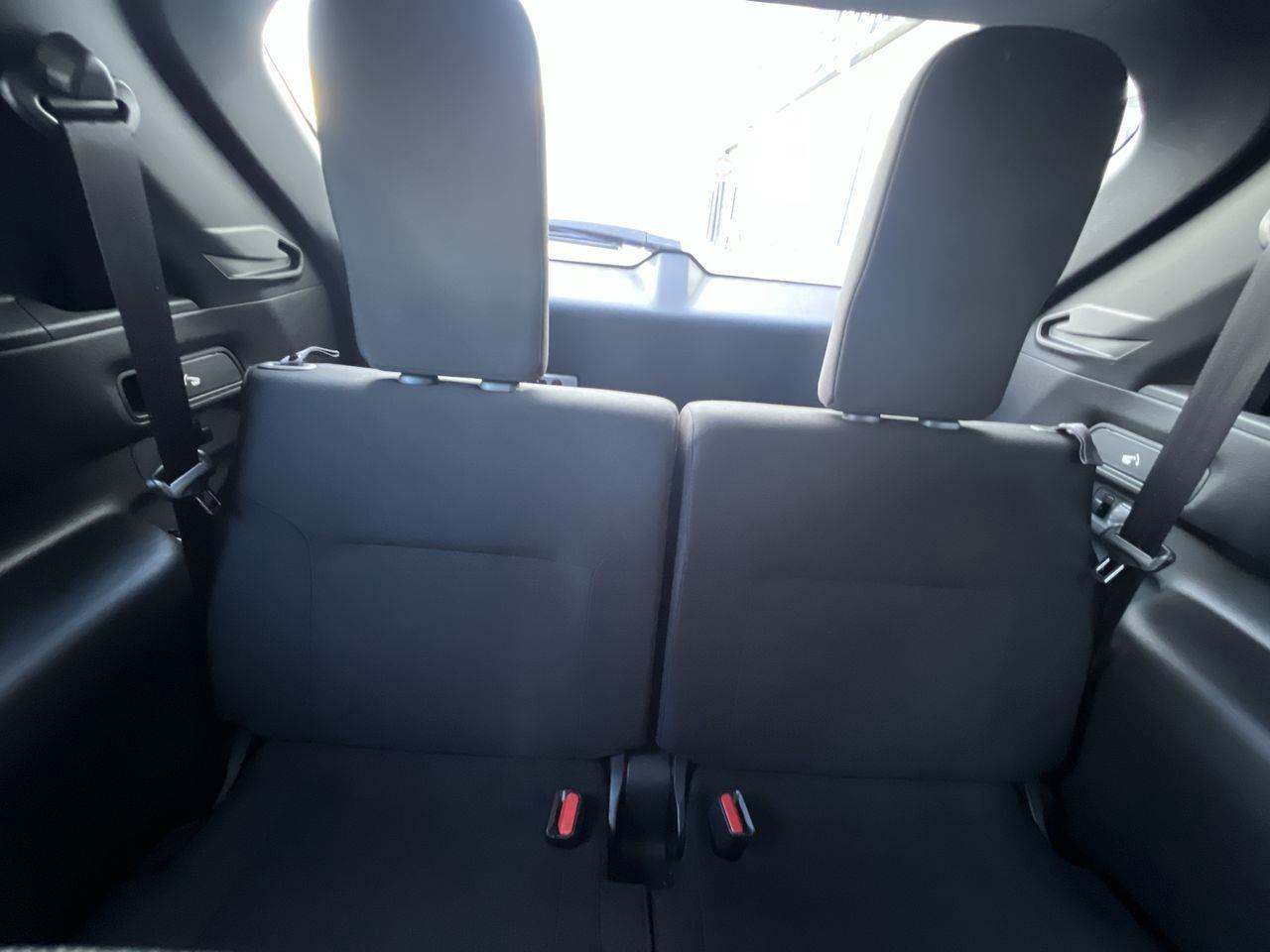 2024 Mitsubishi Outlander 4X4, 7 PASSENGER, MOONROOF, HEATED STEERING WHEEL, HEATED SEATS, BACK UP CAM!! Photo